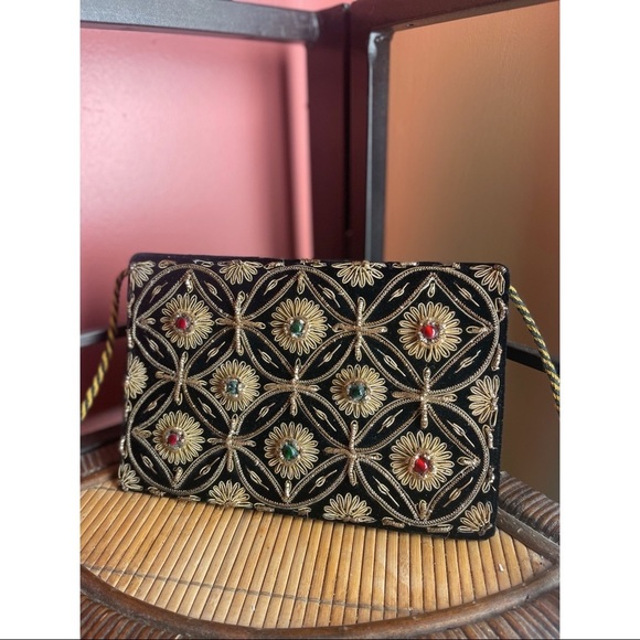 VINTAGE velvet tinsel purse - Picture 7 of 7